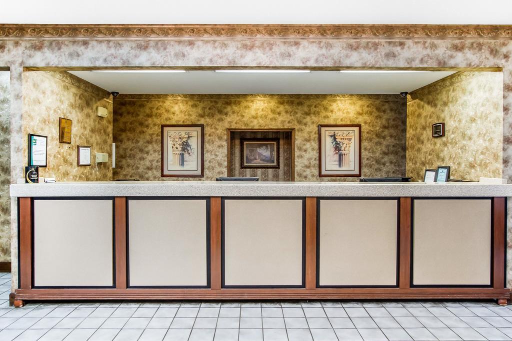 Executive Inn And Suites Enterprise Exteriér fotografie